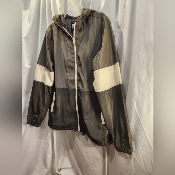 Beautiful Giant jacket - Picture 1 of 6